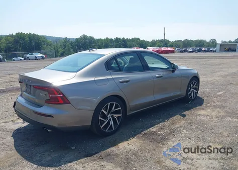 2019 Volvo S60 T6 Momentum из США, поврежденный, VIN 7JRA22TK2KG011486